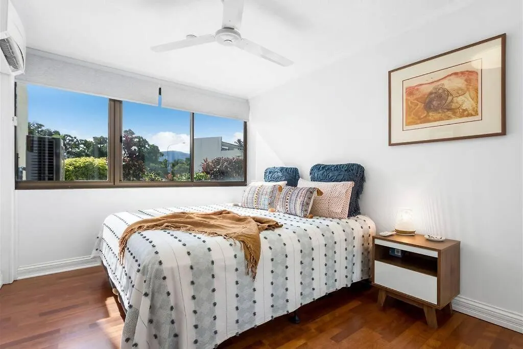 Aquarius Waterfront Apartment Cairns